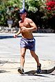 penn-shirtless2
