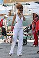 rihanna-ice