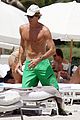 bay-shirtless