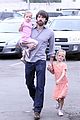 affleck-kisses