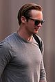 skarsgard-walking