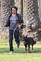 affleck-dogjog