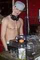 carter-shirtless