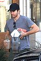 gyllenhaal-juggles