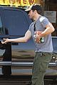 gyllenhaal-juggles