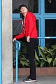 deschanel-on-set