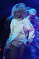 rihanna-performance