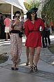 dita-kisses