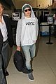 efron-airport-lucky-one