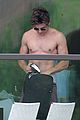 efron-shirtless2