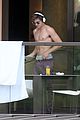 efron-shirtless2
