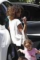 halle-curly