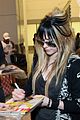 lavigne-black-bangs