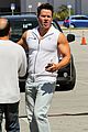 wahlberg-white-vest