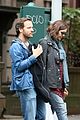 gyllenhaal-nyc-may-stroll