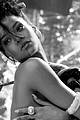 rihanna-behind