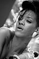 rihanna-behind