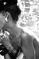 rihanna-behind