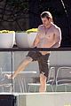 hemsworth-pool-shirtless