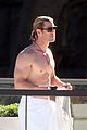 hemsworth-pool-shirtless
