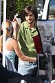 kutcher-high-fives