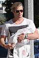hemsworth-stroll