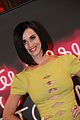 perry-photocall