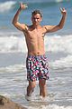 getty-shirtless