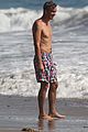 getty-shirtless