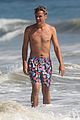 getty-shirtless
