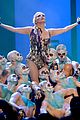kesha-performs