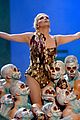 kesha-performs