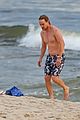 wilson-shirtless