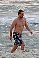 wilson-shirtless