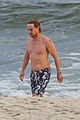 wilson-shirtless