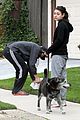 kunis-dogwalk