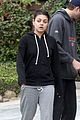 kunis-dogwalk