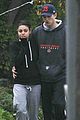 kunis-dogwalk