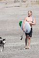 hemsworth-surf