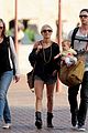 hemsworth-strolling