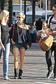 hemsworth-strolling