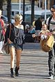 hemsworth-strolling