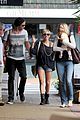 hemsworth-strolling