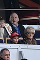 beckham-cheering