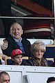 beckham-cheering