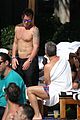 cohen-shirtless2