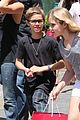 beckham-shopping