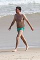 zach-shirtless