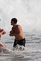 zach-shirtless