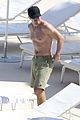 amell-shirt